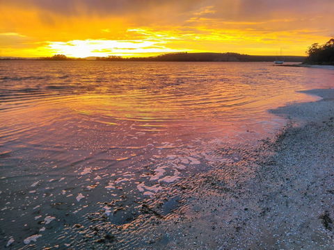 Pipe Clay Cottage - Accommodation Sunshine Coast 10