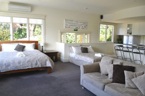 Belton Apartments-Hedge Cottage - Accommodation Sunshine Coast 30