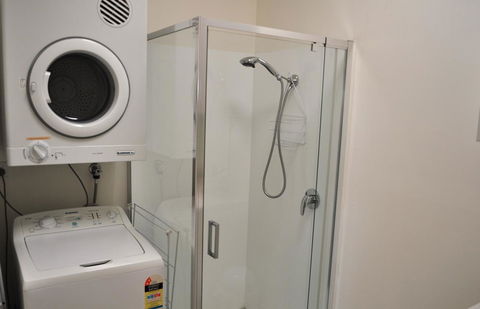 Belton Apartments-Hedge Cottage - Accommodation Sunshine Coast 24