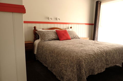 The Crays Accommodation - Accommodation Sunshine Coast 20