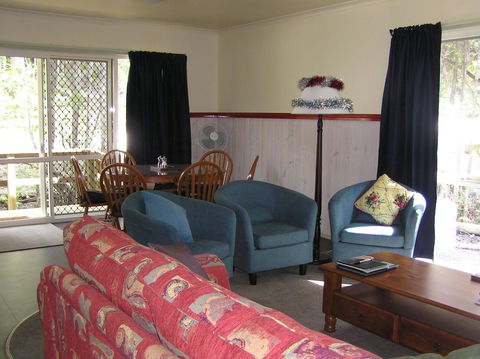 The Crays Accommodation - Accommodation Sunshine Coast 32