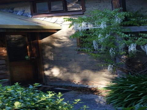 Plovers Ridge Country Retreat - Accommodation Sunshine Coast 3