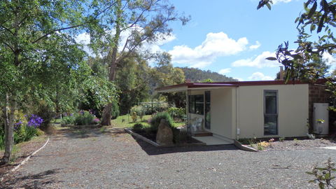 Karoola Cottage Self Contained - Accommodation Sunshine Coast 10