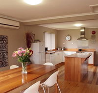 Pinestumps Holiday Home - Accommodation Sunshine Coast