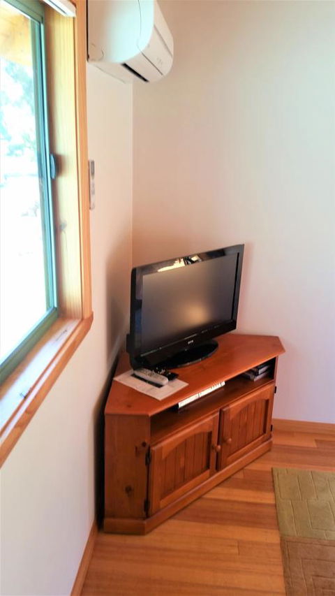 Four Seasons Waterfront Villas - Accommodation Sunshine Coast 10