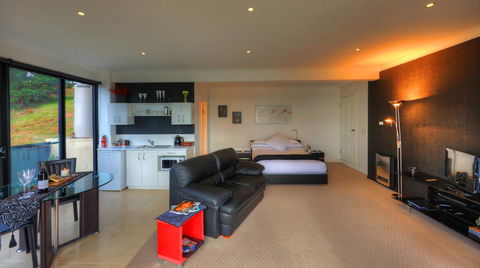 Sheer Pleasure Accommodation - Accommodation Sunshine Coast 12