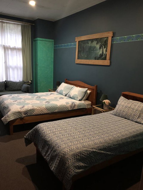 Mount Black Lodge - Accommodation Sunshine Coast 6
