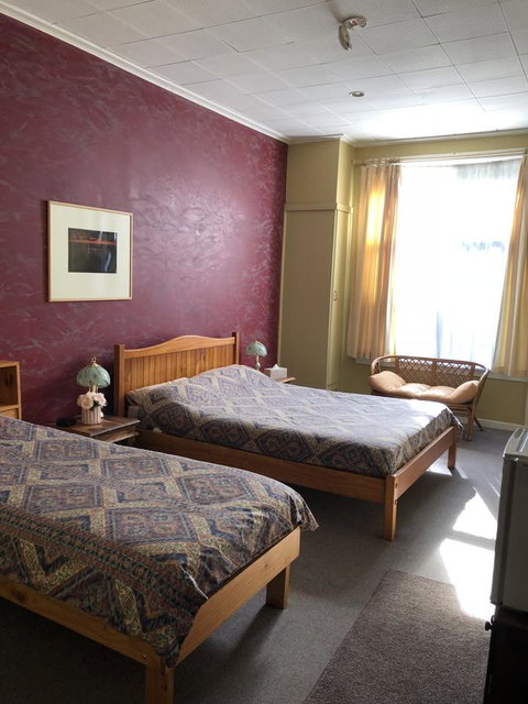 Mount Black Lodge - Accommodation Sunshine Coast 0