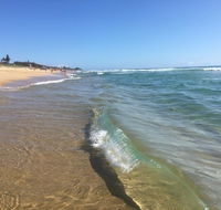 NEW UPMARKET COMFORTABLE 2 Bed 2 Bath OCEAN VIEWS 250m to BUDDINA BEACH - Accommodation Sunshine Coast