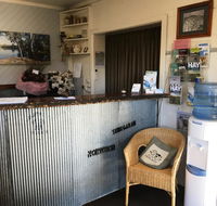 Nicholas Royal Motel - No Pets Allowed - Accommodation Sunshine Coast