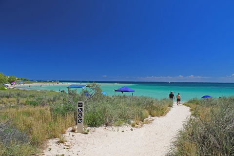 Ningaloo Coral Bay Backpackers - Accommodation Sunshine Coast 0