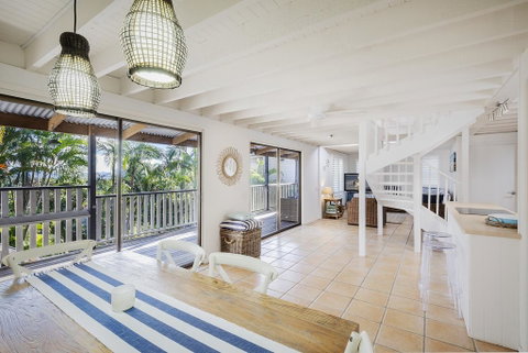 Noosa Beach Cottage - Accommodation Sunshine Coast 2