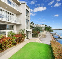 Noosa Shores Apartment 10 - Accommodation Sunshine Coast