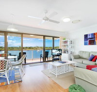 Noosa Shores Apartment 30 - Accommodation Sunshine Coast