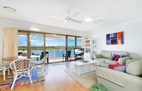 Noosa Shores Apartment 30 - Accommodation Sunshine Coast 0