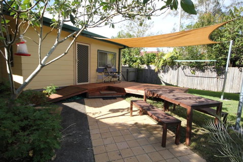 NORTH HAVEN SEA BREEZE - 9 David Campbell St , North Haven - Accommodation Sunshine Coast 2