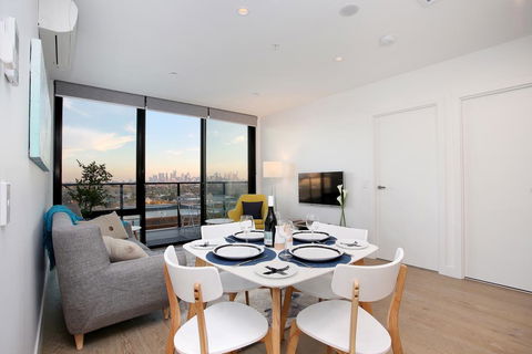Northcote Hill - StayCentral - Accommodation Sunshine Coast 3