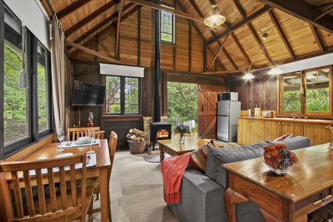 NUNGAROO COTTAGE - Accommodation Sunshine Coast 2