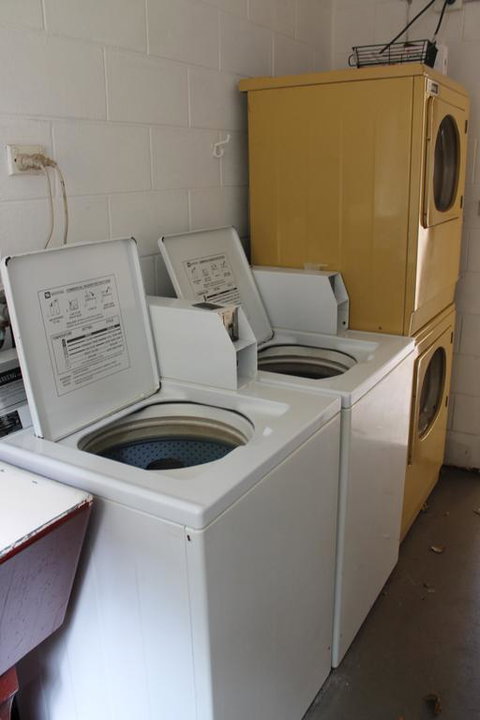Oasis Inn Apartments - Accommodation Sunshine Coast 3