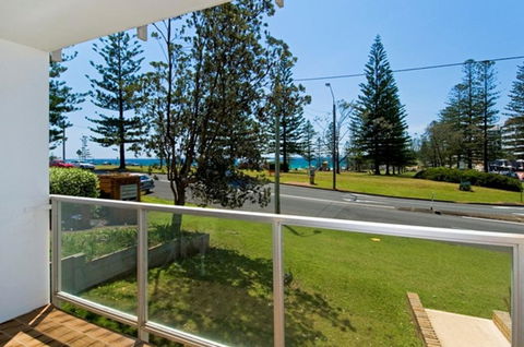 Ocean Court 1 13 Lord Street - Accommodation Sunshine Coast 1