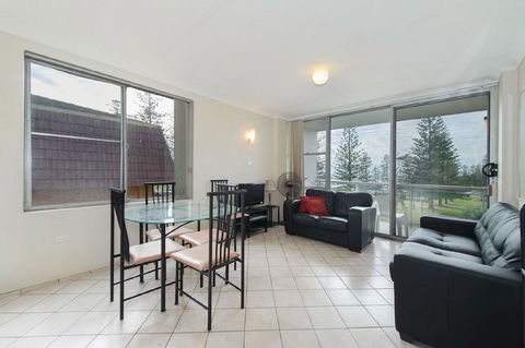 Ocean Court 7 13 Lord Street - Accommodation Sunshine Coast 0