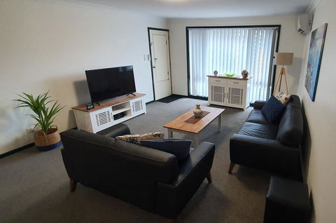 Ocean Pearl Villa - Accommodation Sunshine Coast 1