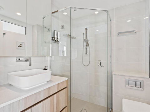 Ocean Views Apartment With Rooftop Pool - Accommodation Sunshine Coast 1