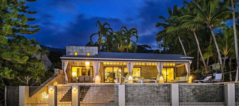 Oceans Edge Beach House At Oak Beach - Accommodation Sunshine Coast 3