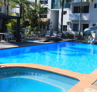 Oceanside Hawks Nest - Accommodation Sunshine Coast