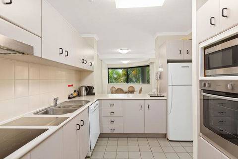 Oceanview 6 At 181 The Esplanade - Accommodation Sunshine Coast 3