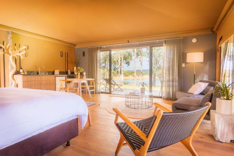 Olio Bello Lakeside Glamping - Accommodation Sunshine Coast 1