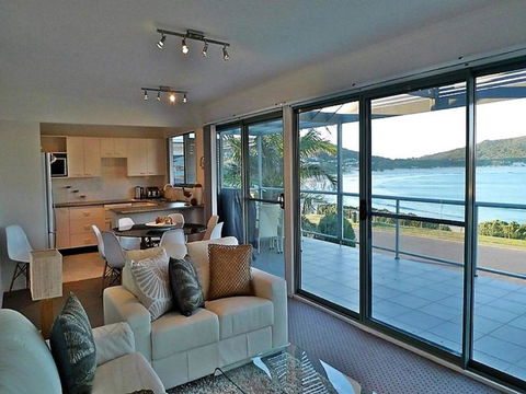On The Beach @ Fingal Bay - Accommodation Sunshine Coast 1