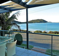 On the Beach  Fingal Bay - Accommodation Sunshine Coast