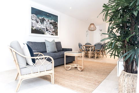 On The Beach Noosa Resort - Accommodation Sunshine Coast 1