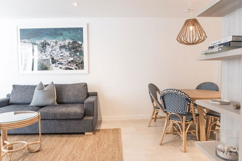 On The Beach Noosa Resort - Accommodation Sunshine Coast 2