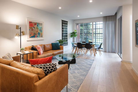 Orange Stay Townhouses - Accommodation Sunshine Coast 3