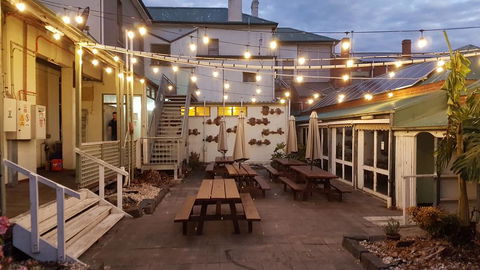 Orbost Club Hotel - Accommodation Sunshine Coast 1