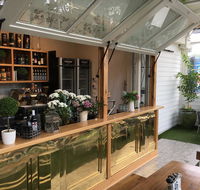 Oscars Hotel and Cafe Bar - Accommodation Sunshine Coast