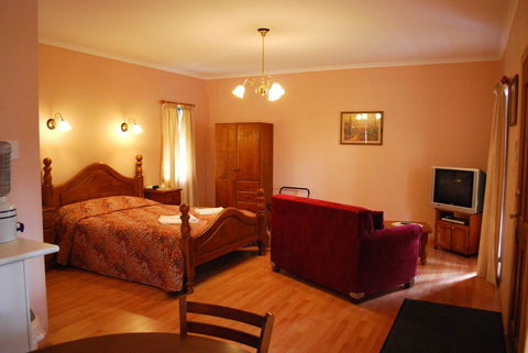 Osteria Sanso B&B - Accommodation Sunshine Coast 2
