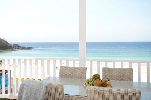 Pa's Beach House - Apartment 1 - Accommodation Sunshine Coast 0