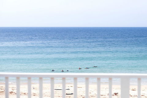 Pa's Beach House - Apartment 3 - Accommodation Sunshine Coast 1