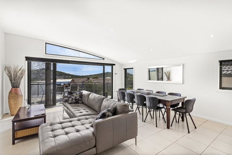 Pacific Drive 14 - Fingal Bay - Accommodation Sunshine Coast 2