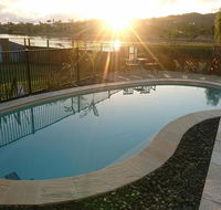 Palm Lakeside Holiday Home - Bowen Whitsundays Queensland - Accommodation Sunshine Coast