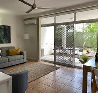 Palm Villas in Port 4 - Accommodation Sunshine Coast