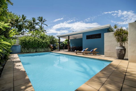 Palms On Newell - Accommodation Sunshine Coast 1