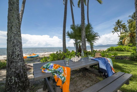 Palms On Newell - Accommodation Sunshine Coast 0