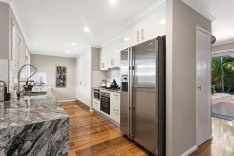 Pandanus Holiday Home - Accommodation Sunshine Coast 3