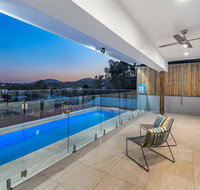 Panoramic Views Villa Birdwood Terrace 4 Bedroms - Toowong - Accommodation Sunshine Coast