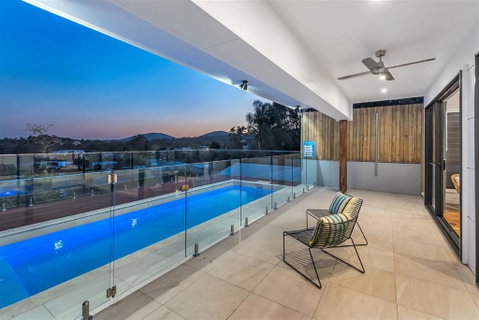 Panoramic Views Villa Birdwood Terrace 4 Bedroms - Toowong - Accommodation Sunshine Coast 0