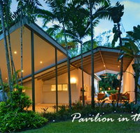 Pavilions in the Palms Heated Pool Short Path To Beach Five Bedrooms Sleeps 12 - Accommodation Sunshine Coast